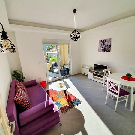 Seagull Apartments โกตอร์ ภายนอก รูปภาพ