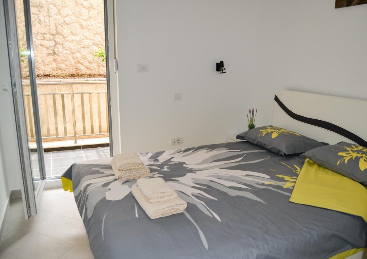 Seagull Apartments โกตอร์ ภายนอก รูปภาพ