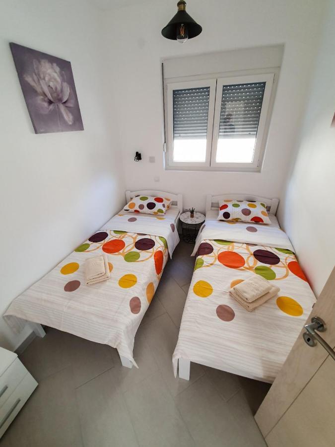 Seagull Apartments โกตอร์ ภายนอก รูปภาพ