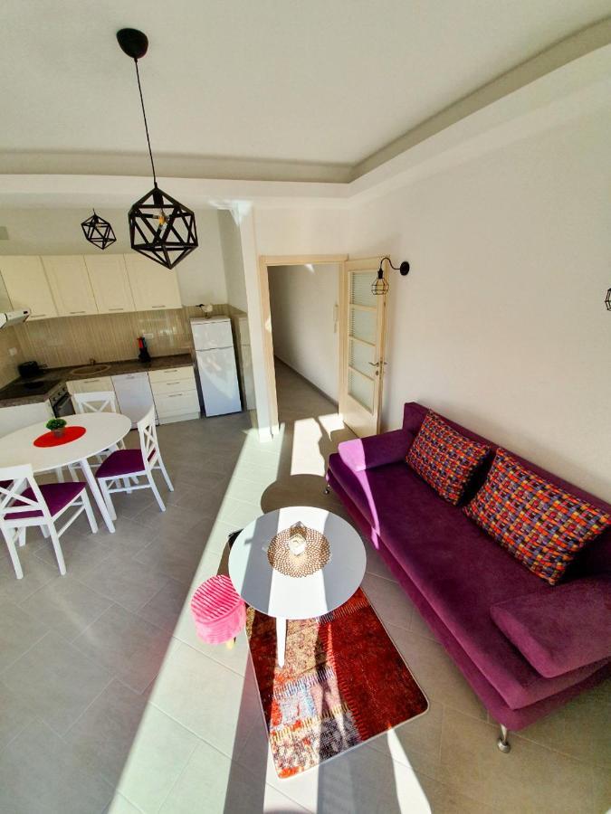 Seagull Apartments โกตอร์ ภายนอก รูปภาพ